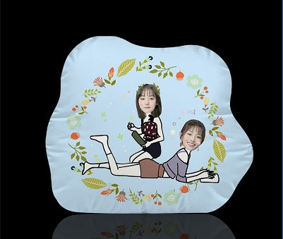 Coussin personnalisé à l'effigie de votre visage de dessin animé – Amis en poses amusantes
