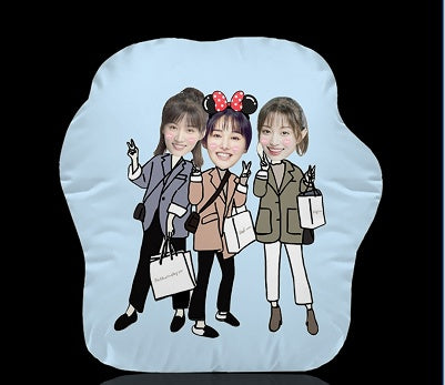 Coussin personnalisé à l'effigie de votre visage de dessin animé – Amis en poses amusantes