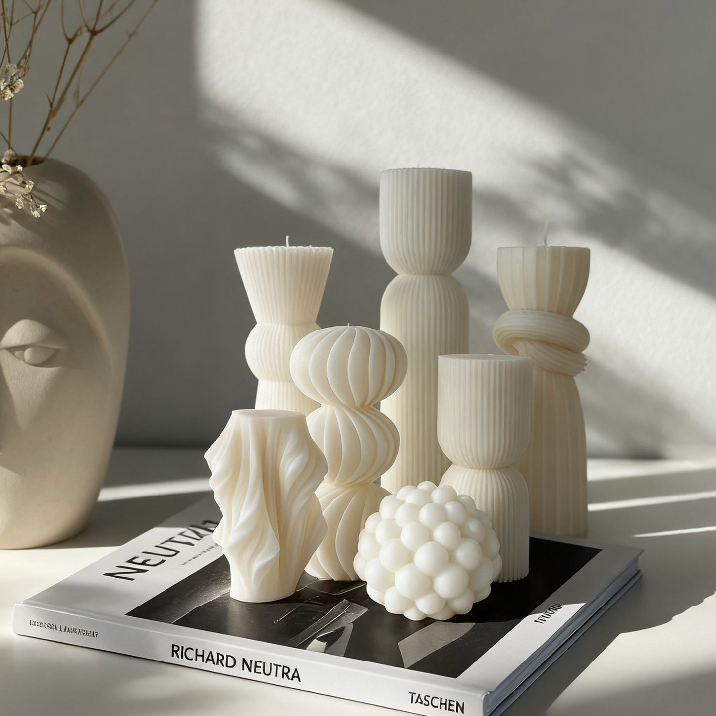 White Aromatherapy Geometric Shapes Candle
